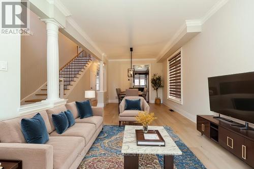 58 Tulle Avenue, Vaughan, ON - Indoor Photo Showing Living Room