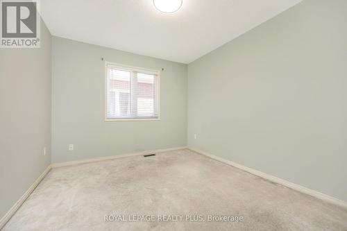 592 Lott Crescent, Milton, ON - Indoor Photo Showing Other Room