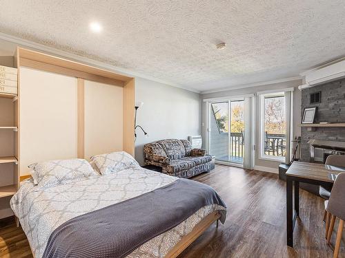 Living room - D-203-261 Rue Merry S., Magog, QC - Indoor Photo Showing Bedroom