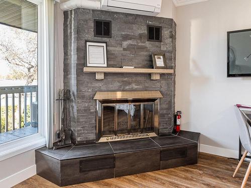 Salon - D-203-261 Rue Merry S., Magog, QC - Indoor Photo Showing Living Room With Fireplace