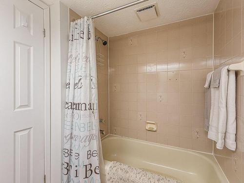 Bathroom - D-203-261 Rue Merry S., Magog, QC - Indoor Photo Showing Bathroom