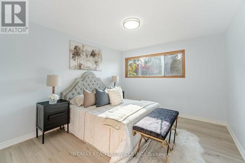 40 Meadow Crescent, Kitchener, ON - Indoor Photo Showing Bedroom