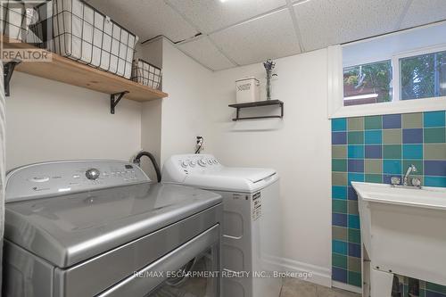 94 Queensdale Avenue E, Hamilton, ON - Indoor Photo Showing Laundry Room