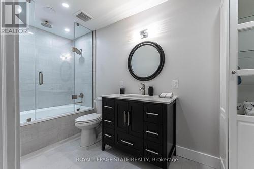 1703 - 67 Caroline Street S, Hamilton, ON - Indoor Photo Showing Bathroom