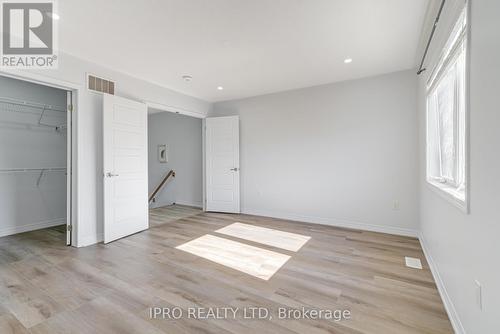 216 Harold Dent Trail, Oakville, ON - Indoor Photo Showing Other Room