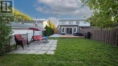 668 Green Meadow Crescent, Mississauga, ON - Outdoor