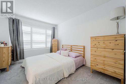 91-1121 Cooke Boulevard, Burlington, ON - Indoor Photo Showing Bedroom