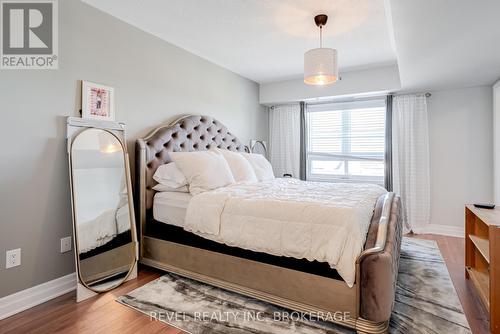 401B - 70 Baycliffe Crescent, Brampton, ON - Indoor Photo Showing Bedroom