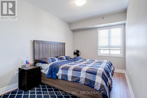 401B - 70 Baycliffe Crescent, Brampton, ON - Indoor Photo Showing Bedroom