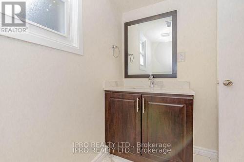 211 Leaside Drive, Welland, ON - Indoor Photo Showing Bathroom