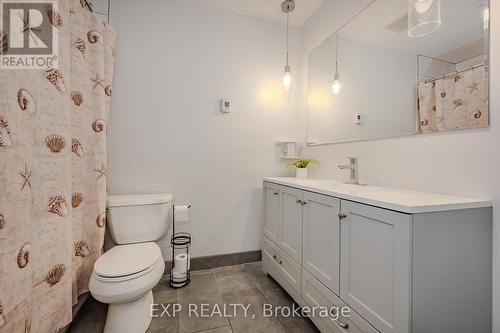 12 - 337 Kingswood Drive, Kitchener, ON - Indoor Photo Showing Bathroom