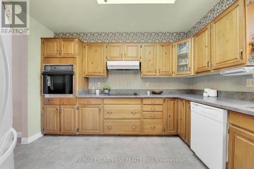 33 Brookfield Boulevard, Haldimand, ON - Indoor Photo Showing Kitchen