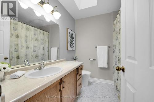 33 Brookfield Boulevard, Haldimand, ON - Indoor Photo Showing Bathroom