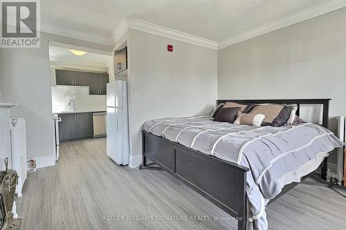 5 - 8 Tisdale Street S, Hamilton, ON - Indoor Photo Showing Bedroom