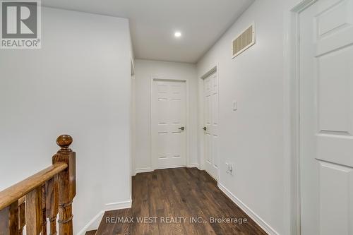 39 Gowland Drive, Hamilton, ON - Indoor Photo Showing Other Room