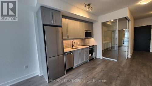 224 - 2343 Khalsa Gate, Oakville, ON - Indoor Photo Showing Kitchen