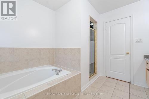 30 Latania Boulevard, Brampton, ON - Indoor Photo Showing Bathroom