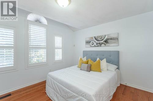 30 Latania Boulevard, Brampton, ON - Indoor Photo Showing Bedroom