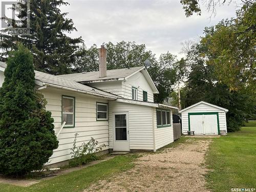 E 204 4Th Avenue E, Nokomis, SK - Outdoor