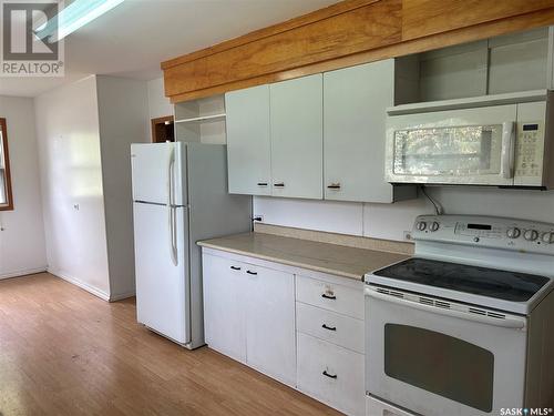 E 204 4Th Avenue E, Nokomis, SK - Indoor Photo Showing Kitchen