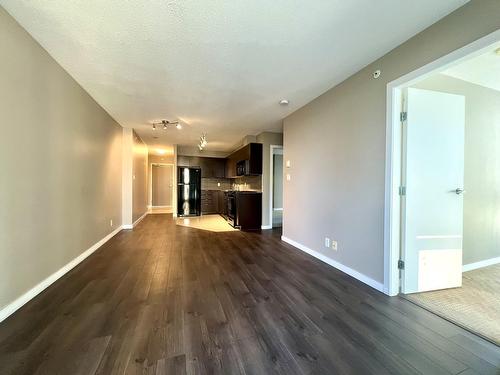 1107 13618 100 Avenue, Surrey, BC - Indoor