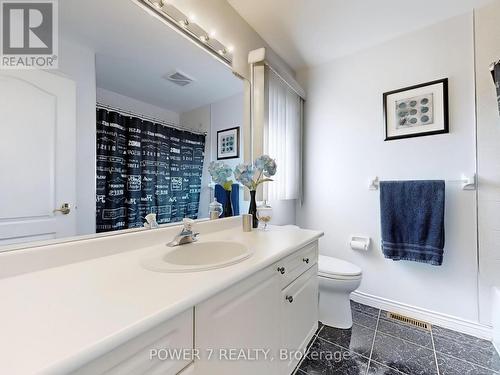 17 Macrill Road, Markham, ON - Indoor Photo Showing Bathroom