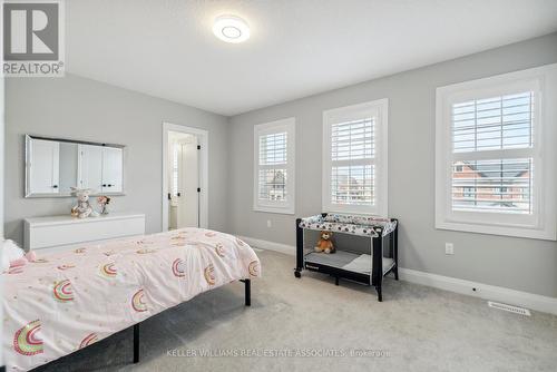 77 Walker Boulevard, New Tecumseth, ON - Indoor Photo Showing Bedroom