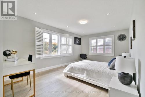 77 Walker Boulevard, New Tecumseth, ON - Indoor Photo Showing Bedroom