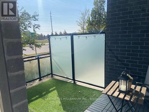 118 - 128 Grovewood Common, Oakville, ON - Outdoor