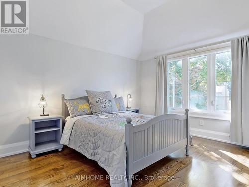 105 Ashbourne Drive, Toronto, ON - Indoor Photo Showing Bedroom