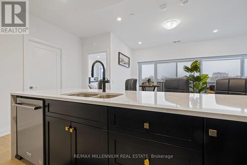 408 - 71 Wyndham Street S, Guelph, ON - Indoor Photo Showing Kitchen With Double Sink