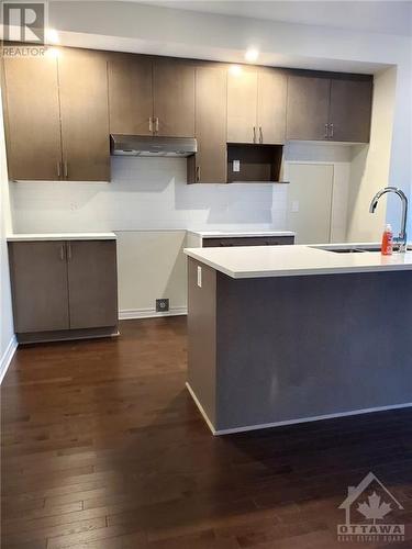 58 Mandevilla Crescent, Ottawa, ON - Indoor Photo Showing Kitchen