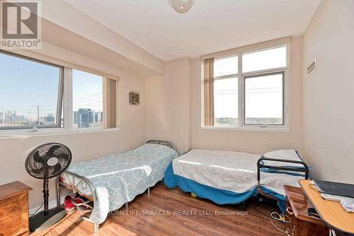 412 - 9235 Jane Street, Vaughan, ON - Indoor Photo Showing Bedroom