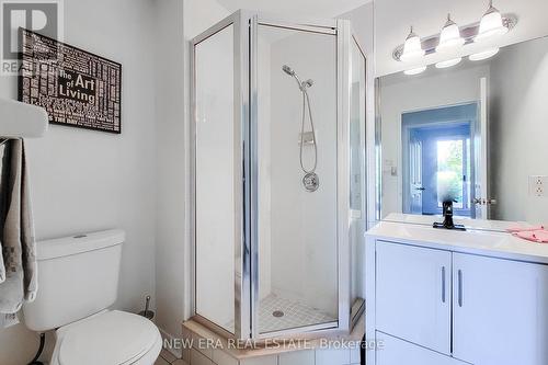 102 - 8111 Forest Glen Drive, Niagara Falls, ON - Indoor Photo Showing Bathroom