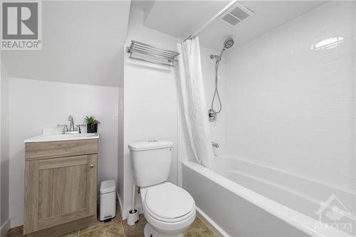 Full bathroom in basement - 597 Clarke Avenue, Ottawa, ON - Indoor Photo Showing Bathroom