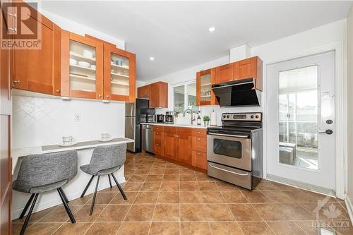 Kitchen - 597 Clarke Avenue, Ottawa, ON - Indoor Photo Showing Kitchen