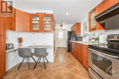 Kitchen - 597 Clarke Avenue, Ottawa, ON - Indoor Photo Showing Kitchen