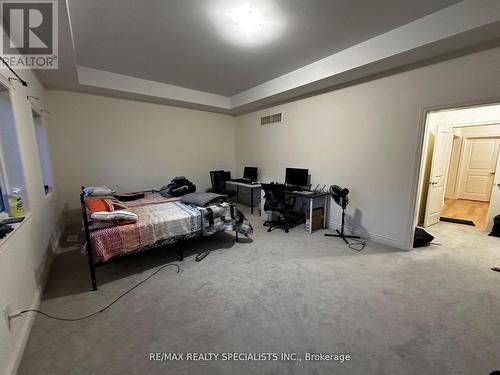 Upper - 74 Clockwork Drive, Brampton, ON - Indoor Photo Showing Bedroom