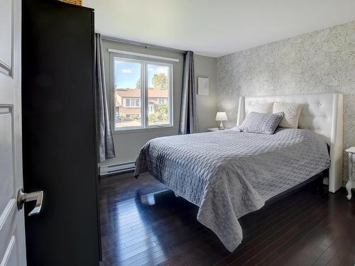 Chambre Ã Â coucher - 4 Carré Dominique, Blainville, QC - Indoor Photo Showing Bedroom