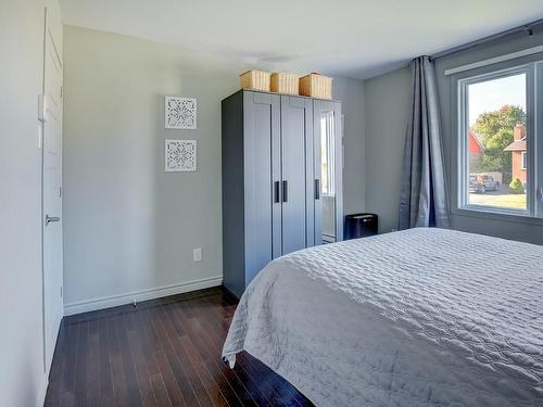 Chambre Ã Â coucher - 4 Carré Dominique, Blainville, QC - Indoor Photo Showing Bedroom