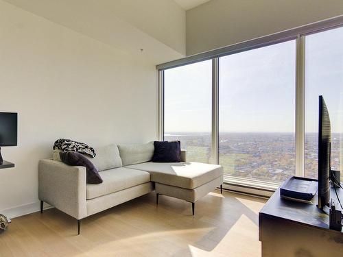 Salon - 5209-1288 Rue St-Antoine O., Montréal (Ville-Marie), QC - Indoor Photo Showing Living Room