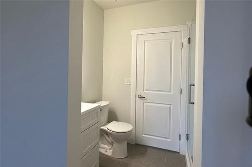 104-937 Spillway Road, Oliver, BC - Indoor Photo Showing Bathroom