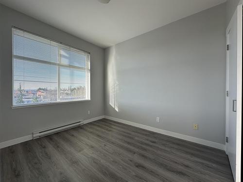 454 6758 188 Street, Surrey, BC - Indoor Photo Showing Other Room