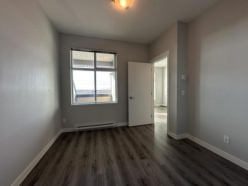 454 6758 188 Street, Surrey, BC - Indoor Photo Showing Other Room