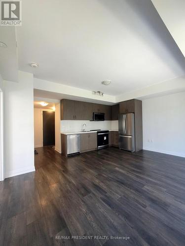 230 - 85 Attmar Drive, Brampton, ON - Indoor Photo Showing Kitchen