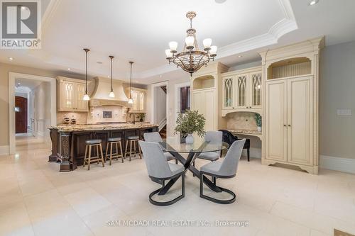 1135 Algonquin Drive, Mississauga, ON - Indoor Photo Showing Dining Room