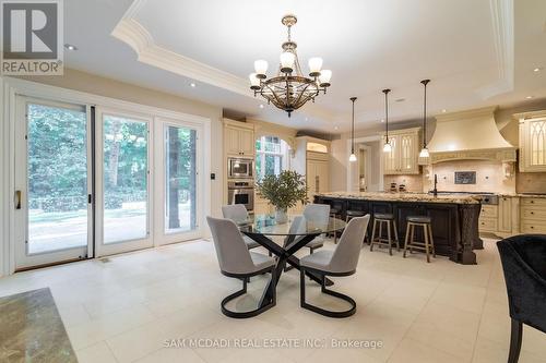 1135 Algonquin Drive, Mississauga, ON - Indoor Photo Showing Dining Room