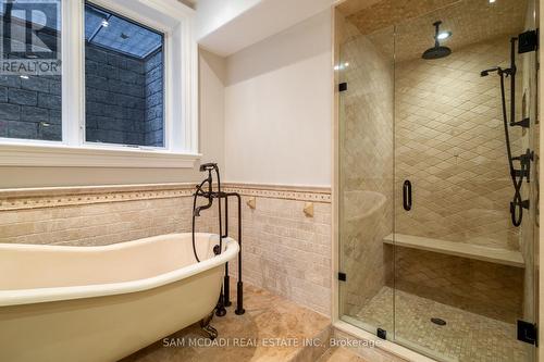 1135 Algonquin Drive, Mississauga, ON - Indoor Photo Showing Bathroom