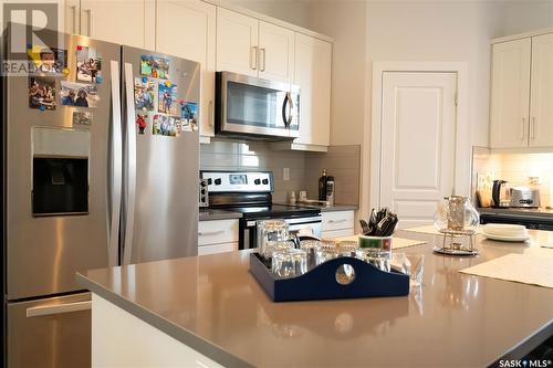 223 Newton Link, Saskatoon, SK - Indoor Photo Showing Kitchen With Upgraded Kitchen