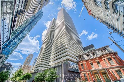 3907 - 50 Charles Street E, Toronto, ON - Outdoor With Balcony With Facade